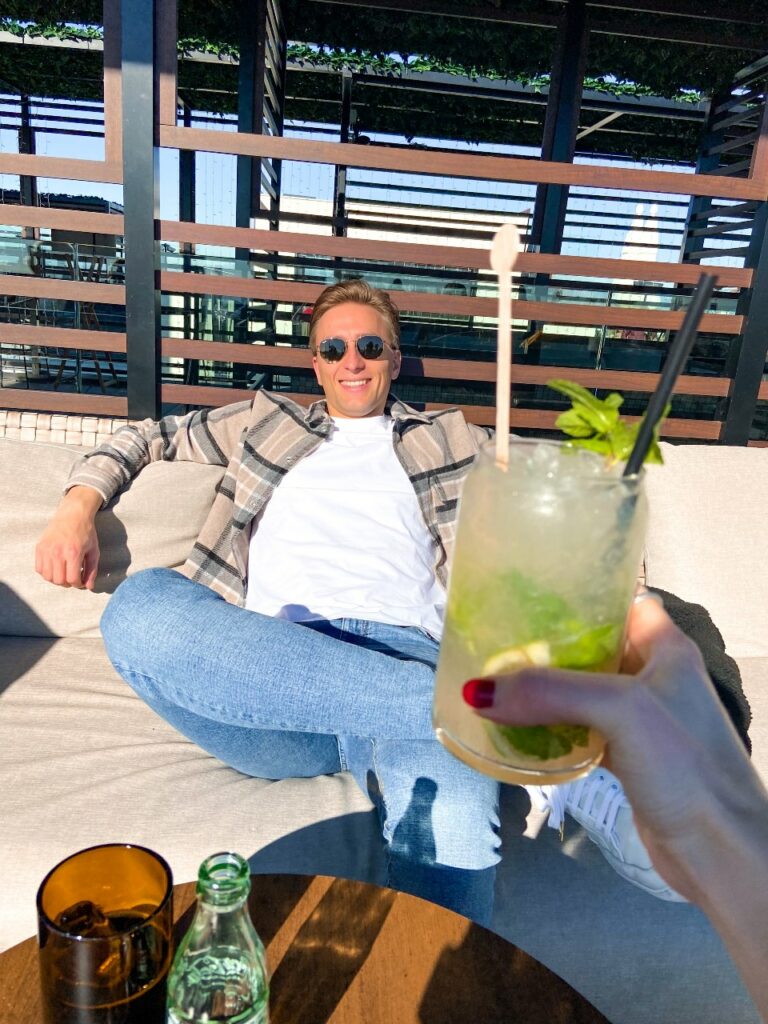 Riu Plaza skybar