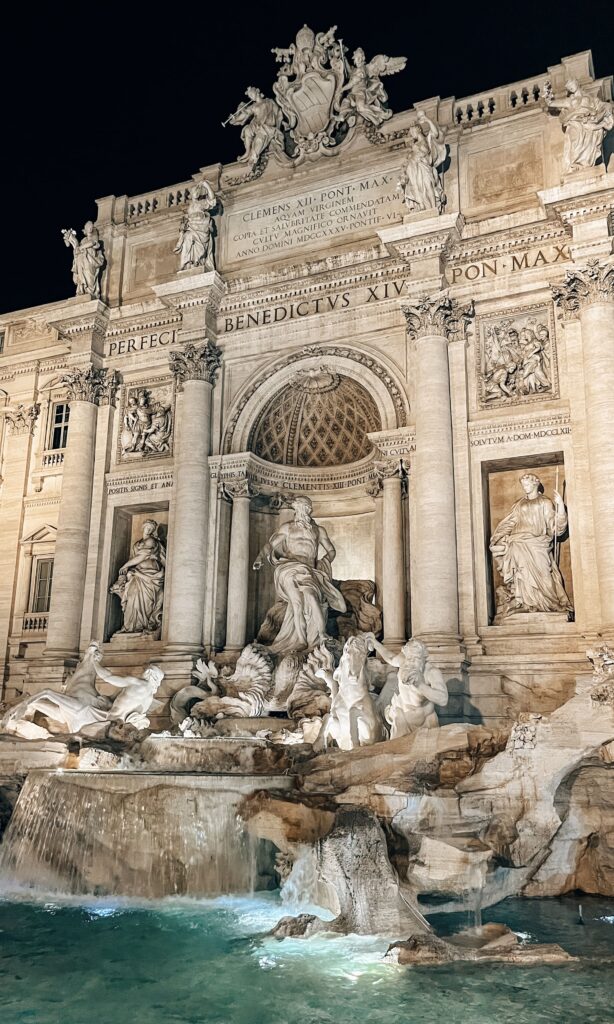 Trevi fontein avond