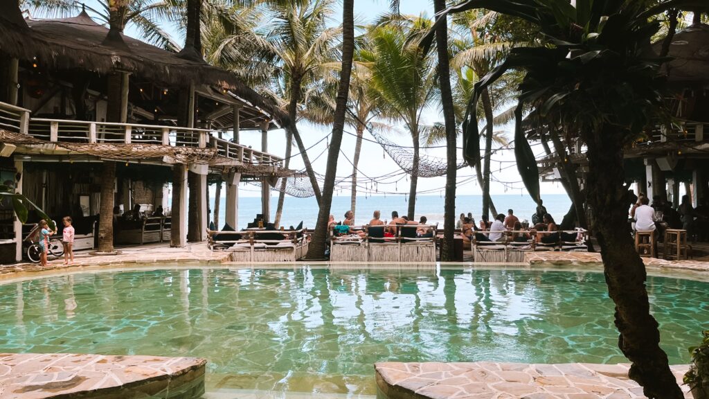 Bali girlstrip